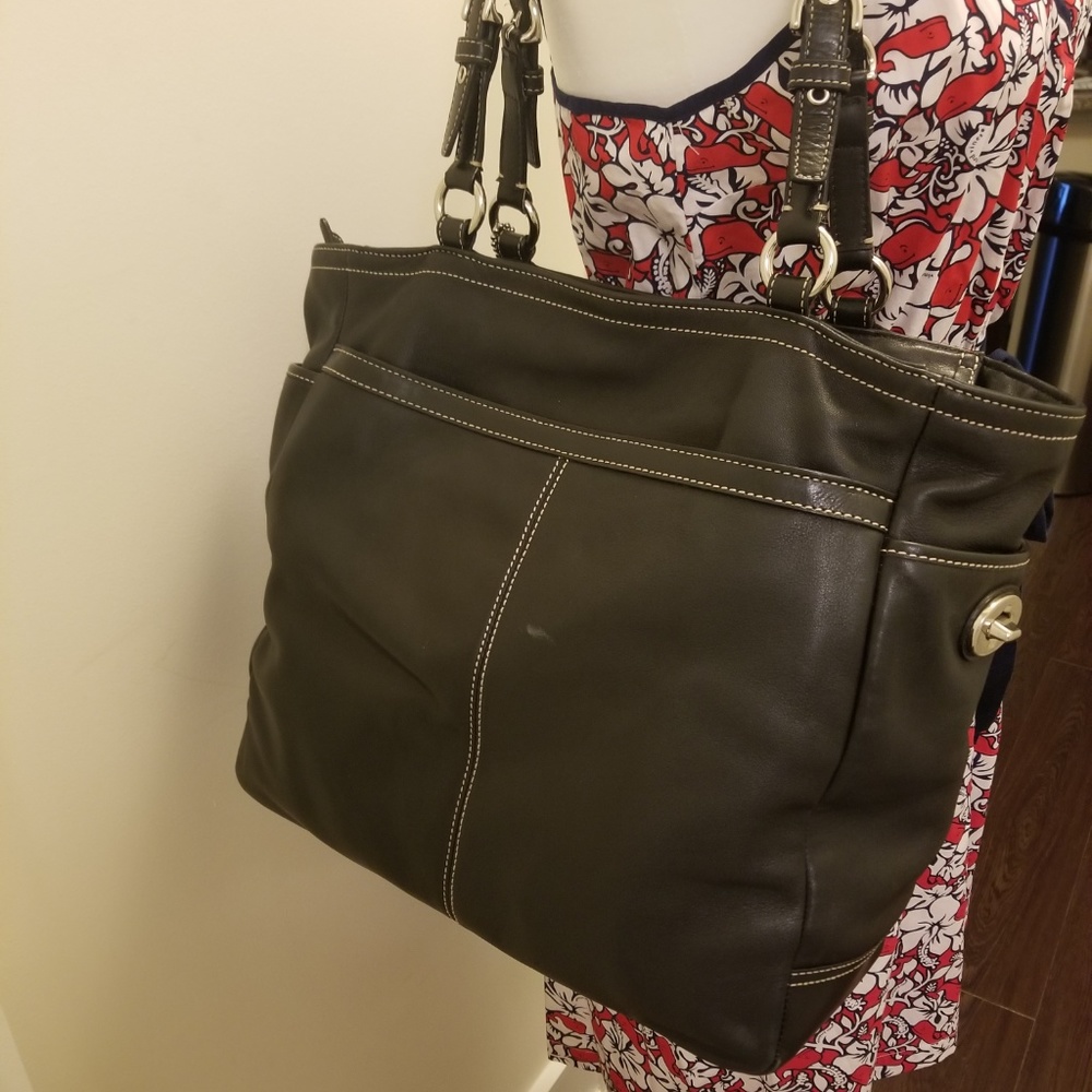 Coach Large Tote - Picture 3 of 6